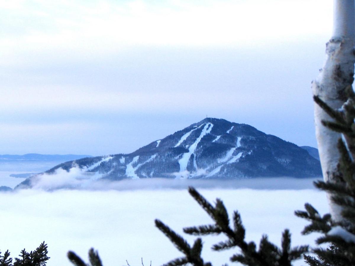 Destination Owl'S Head - Mtn Haus 호텔 Mansonville 외부 사진